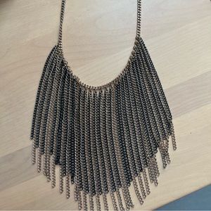 Bib style gold and black chain necklace